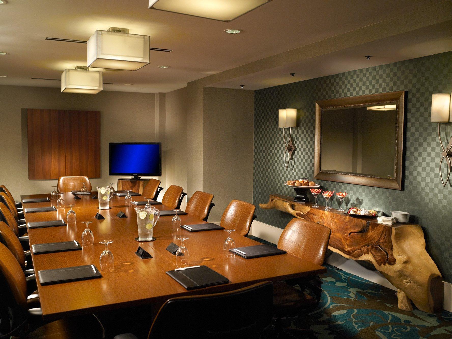 คราวน์ พลาซา ชาร์ลสตัน Hotel นอร์ทชาร์ลส์ตัน ภายนอก รูปภาพ